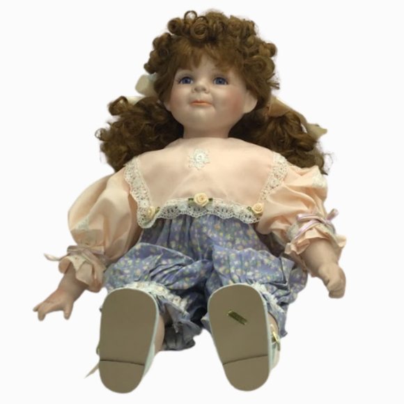 William Tung Collection Porcelain Doll Vintage Collectible Home Display Ornament - Picture 1 of 12